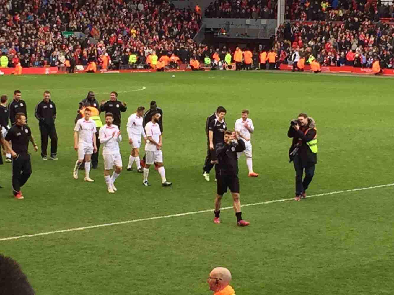 逆天乌龙！开场仅32秒町田泽维亚队长昌子源回传攻破自家大门（开场仅32秒！町田泽维亚队长昌子源回传酿成乌龙球）