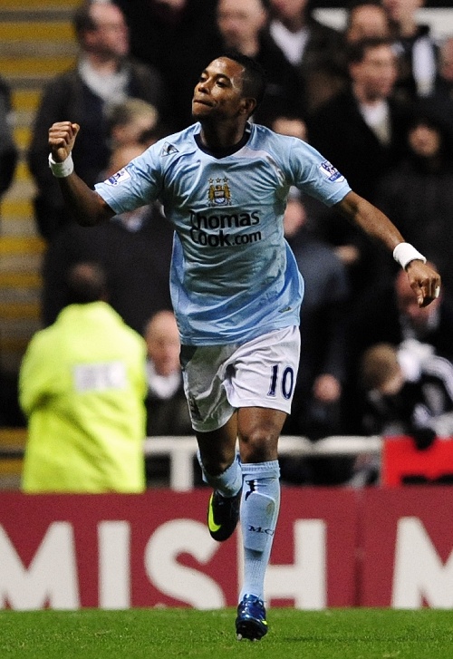 英超第14轮：切尔西1-3利兹联两场不胜 托辛失误送礼帕尔默复出