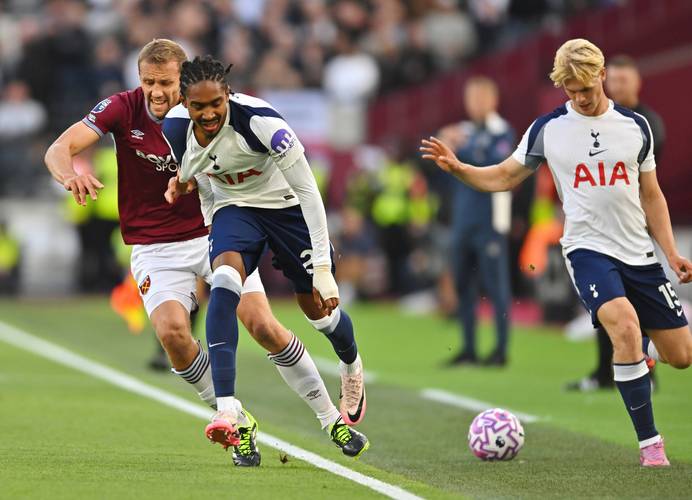 此前曾许诺重奖，民主刚果总统赛后与全队视频通话庆祝晋级（曾许下重奖承诺，民主刚果总统赛后视频连线全队共庆晋级）