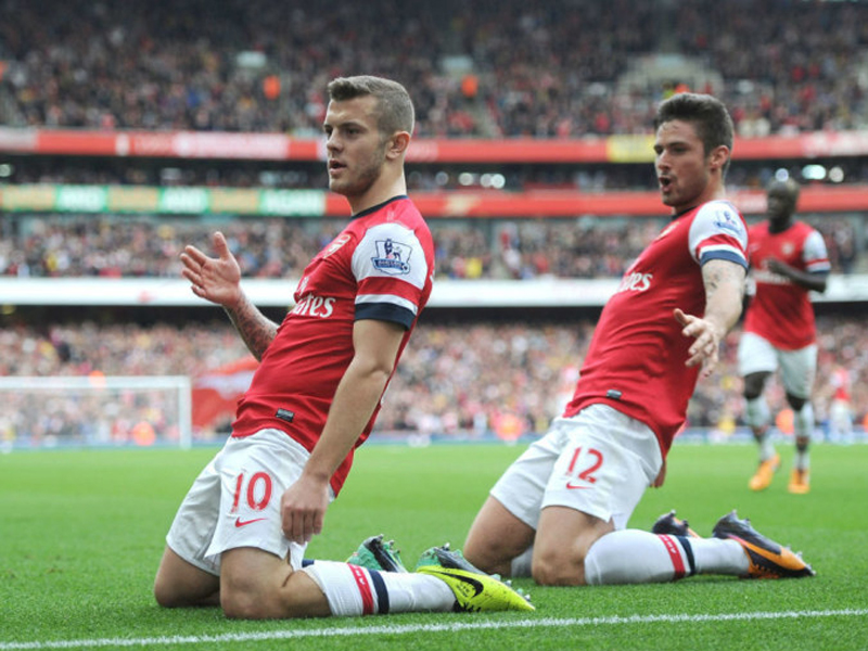 足球报：浙江队花4亿是谣言；韦世豪、李磊先后来做康复