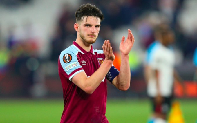 早报：上海双雄末轮争冠？这集我看过……（晨报：沪上双雄末轮争冠，又是熟悉的剧情）