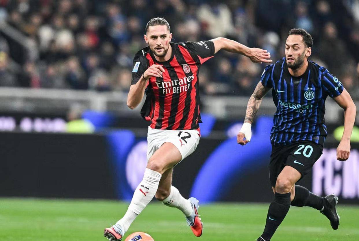 阿斯：皇马不会强行引入中场球员，勉强补强不如维持现有阵容