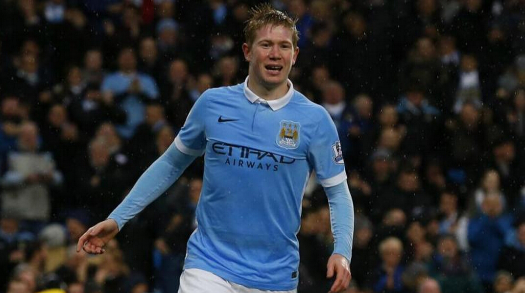 青岛海牛：李霄鹏未与球队告别，近期会根据明年情况与其谈续约（青岛海牛：李霄鹏尚未与球队告别，续约将依据明年形势近期商谈）