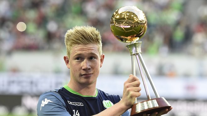 “苏超”决赛进行在即，人民海军泰州舰、南通舰为主队加油