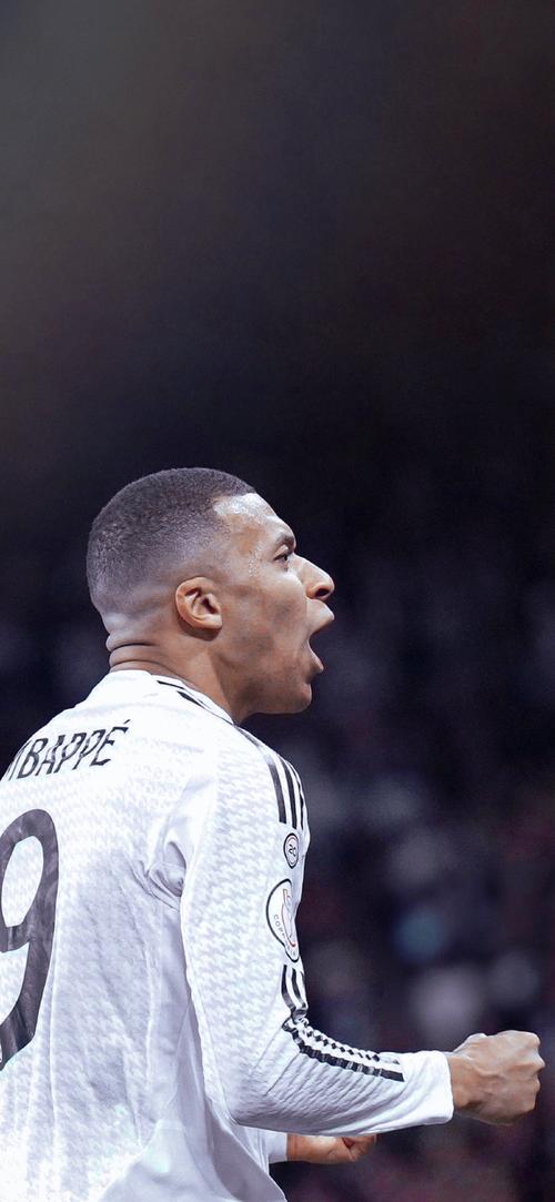 中超球队锁定两名外援目标，谈判进入深入阶段（中超队看中两名外援，转会谈判已深度推进）